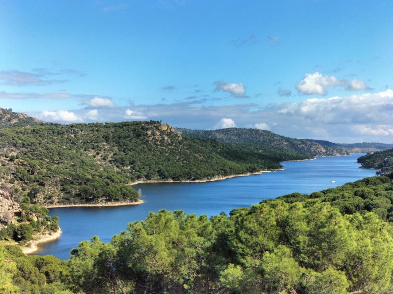 Camino Del Oso Apartment San Martín de Valdeiglesias Екстериор снимка